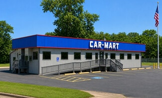 Paris, TX Auto Dealership - 1140 N Main St