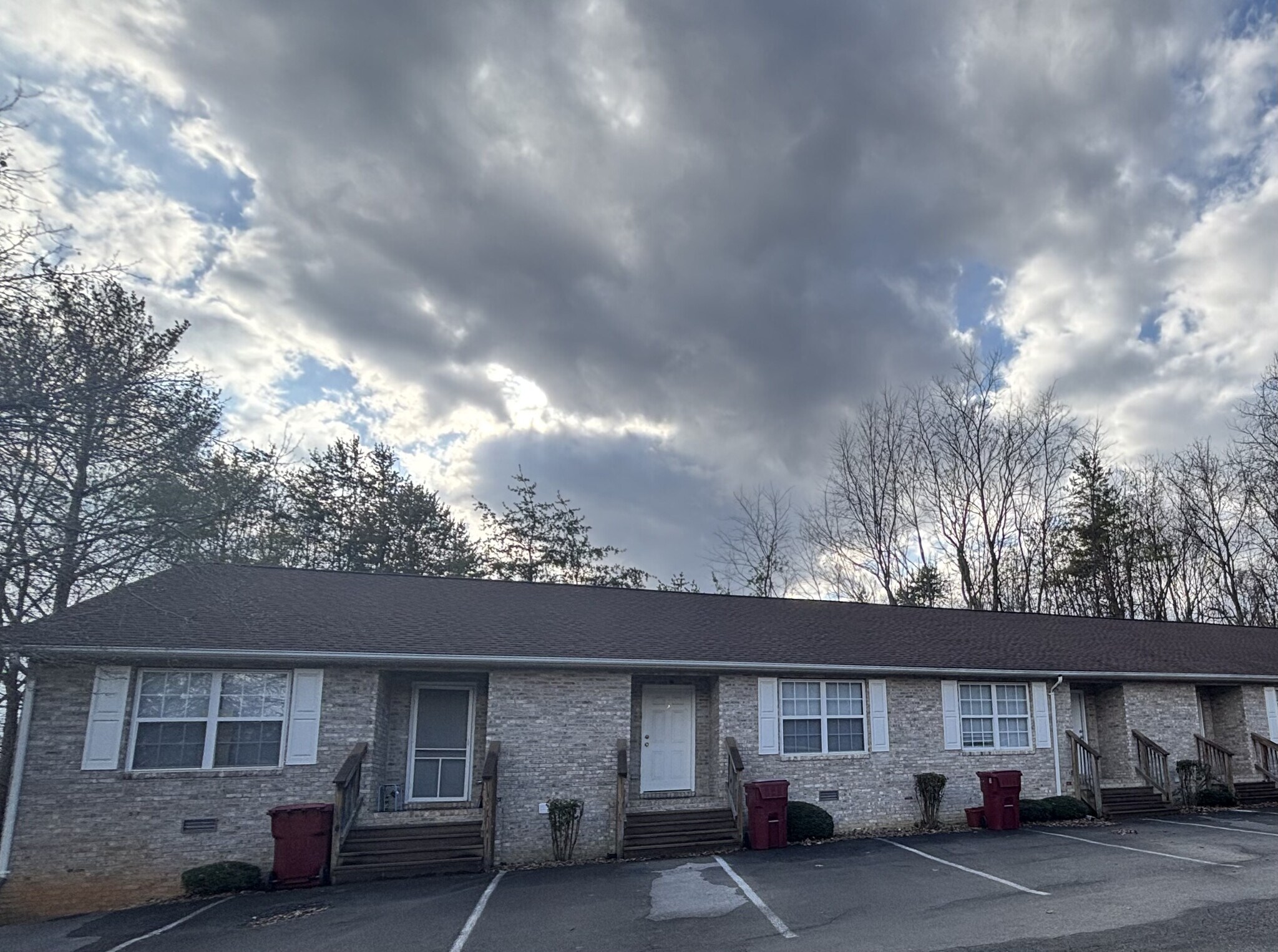 2820 Plymouth Rd, Johnson City, TN for Sale