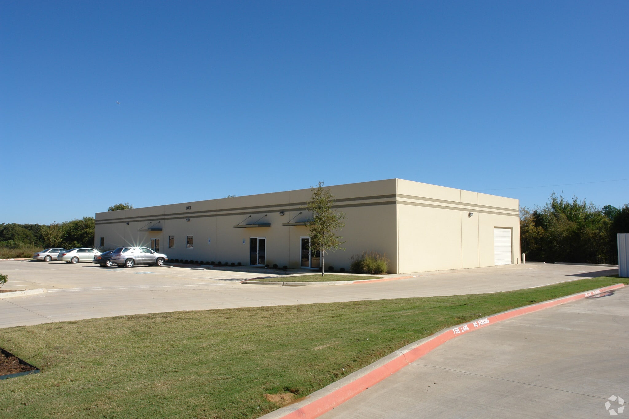 8001 Valcasi Dr, Arlington, TX for Rent