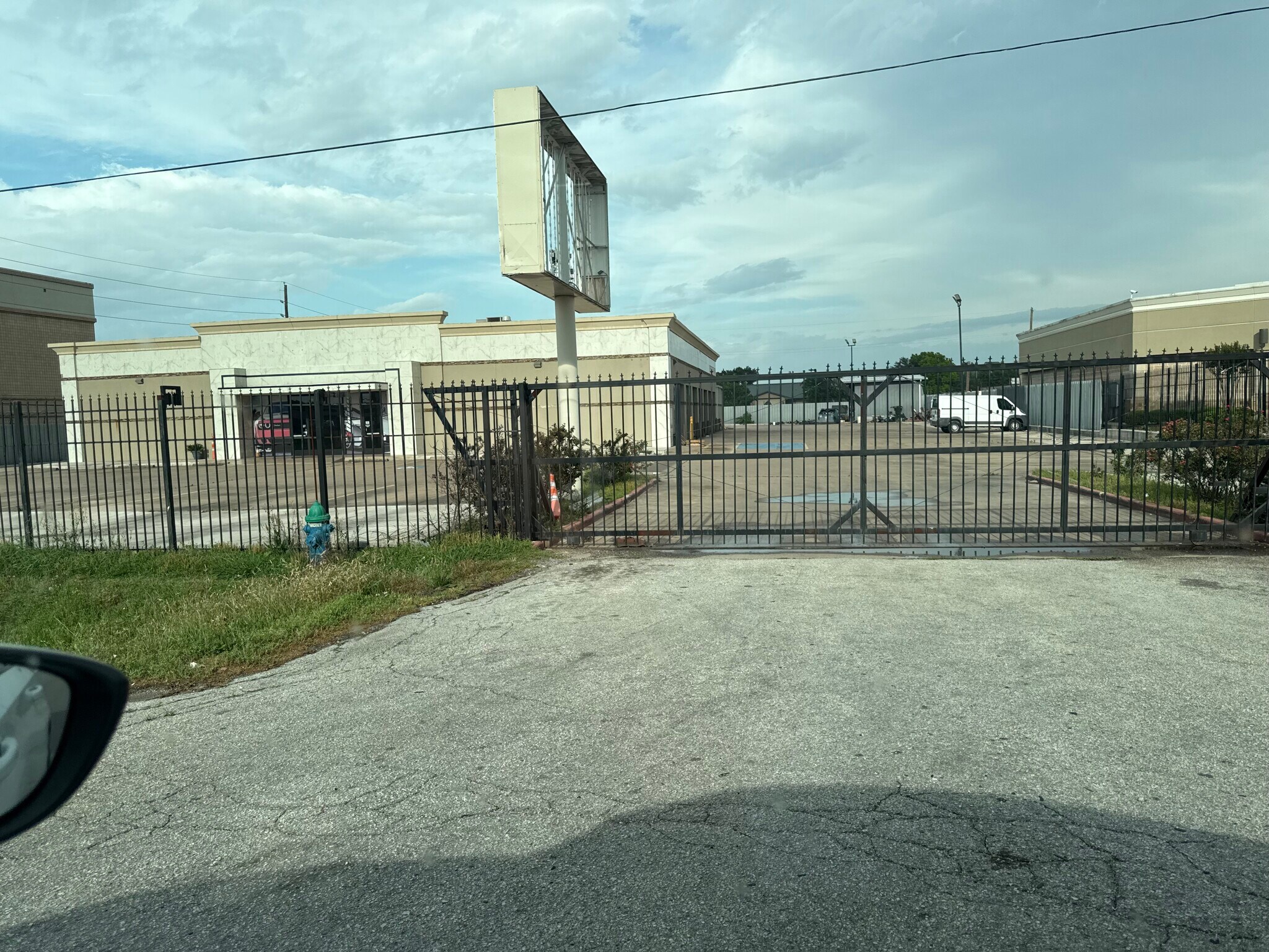 2737 Highway 6 S, Houston, TX for Rent