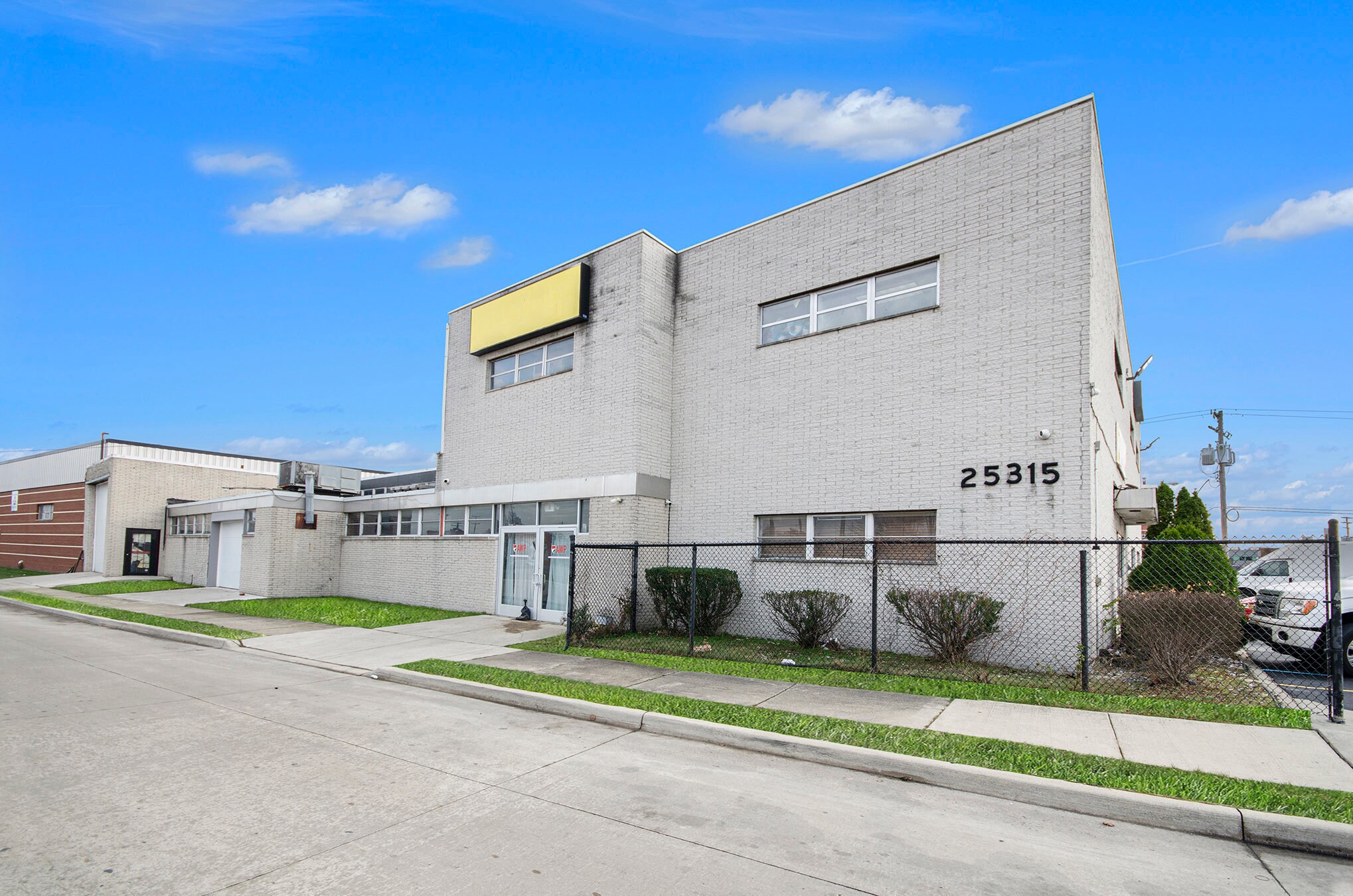 25315 Kean St, Dearborn, MI for Rent