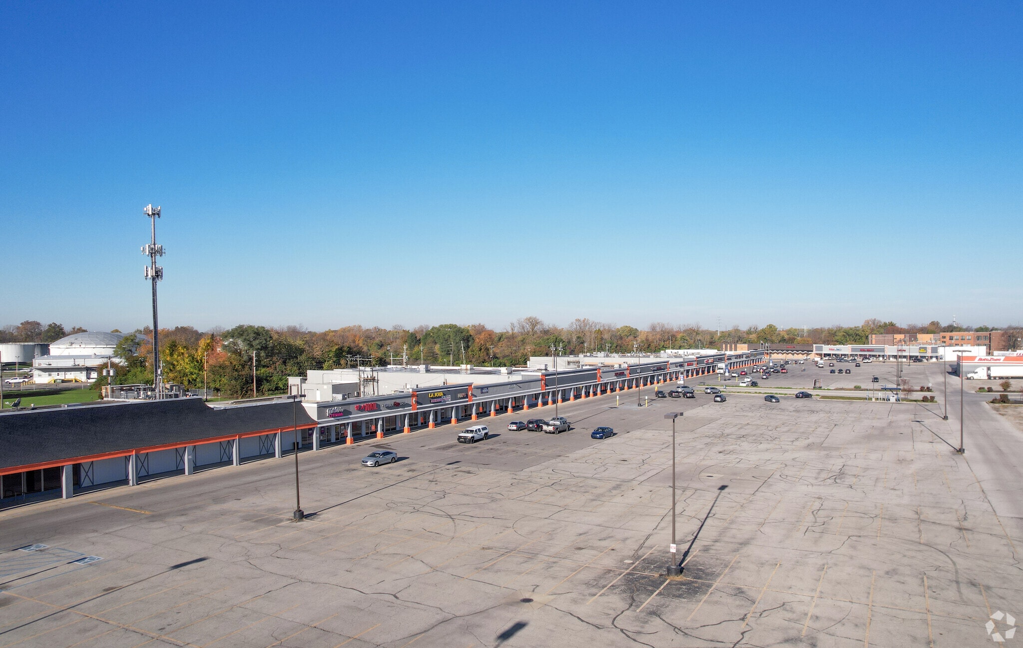2802 Lafayette Rd, Indianapolis, IN for Rent