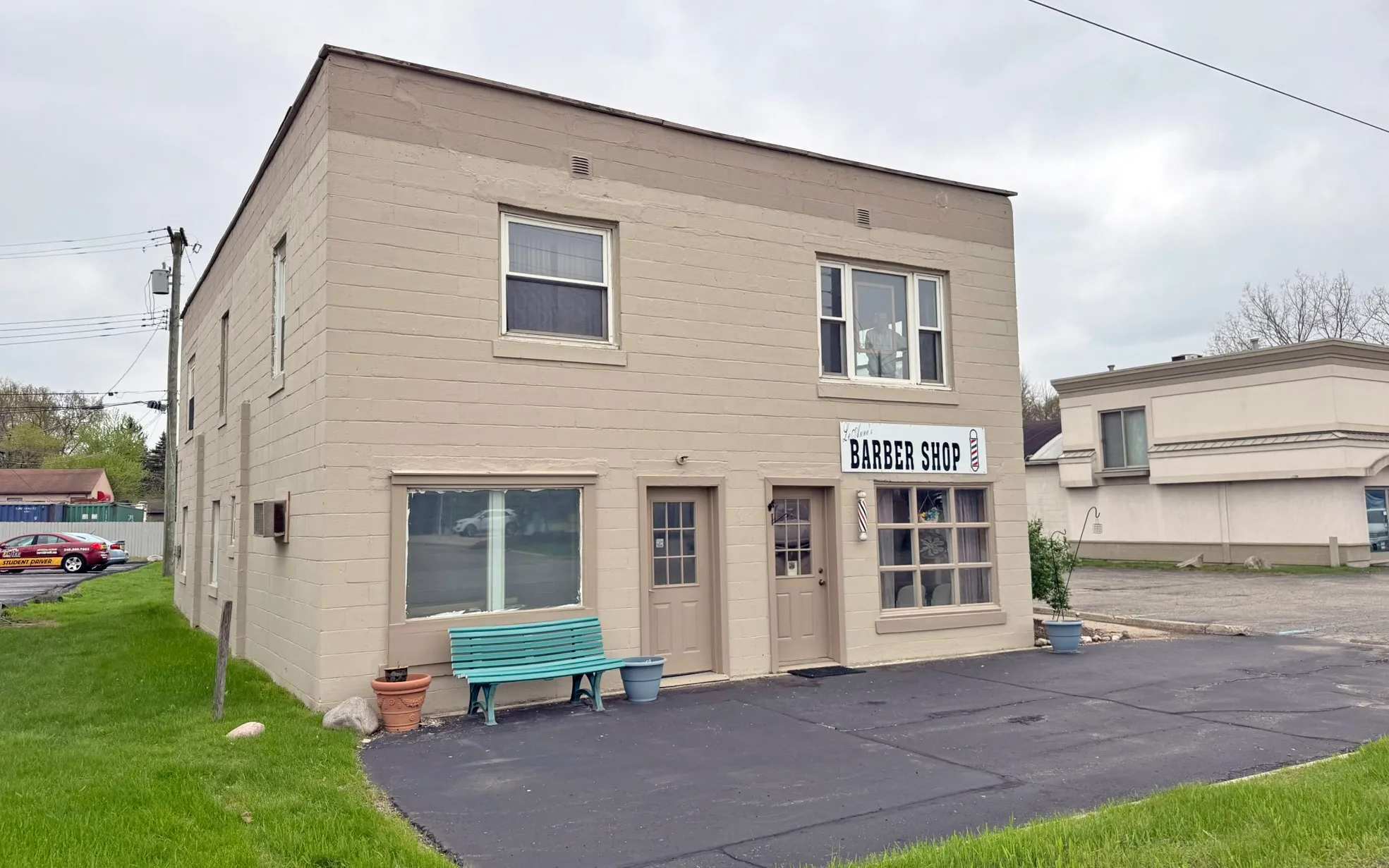 7669 Highland Rd, Waterford, MI for Sale