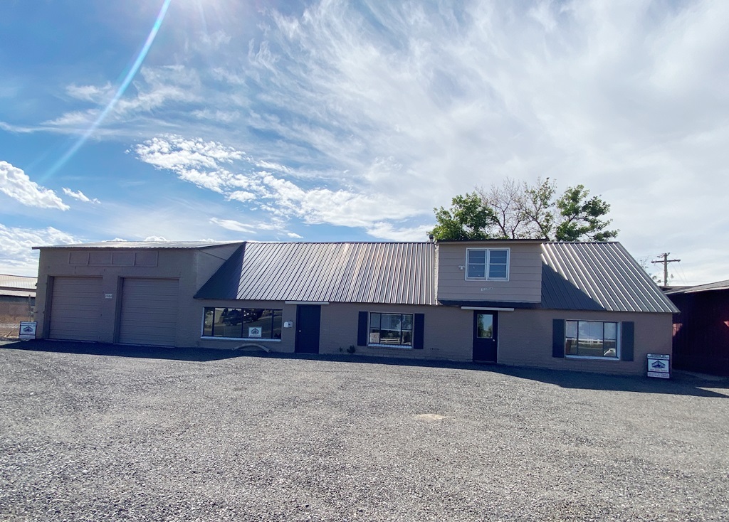 1204 S Federal Blvd, Riverton, WY for Sale