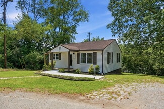 Knoxville, TN Retail - 6936 N Ruggles Ferry Pike