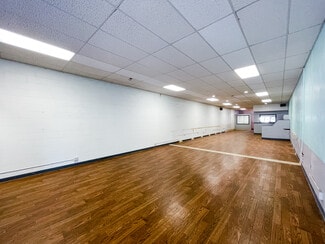 Ventura, CA Retail - 100 N Ashwood Ave