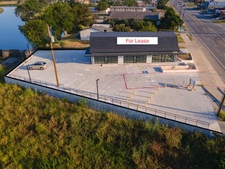 Taylor, TX Retail - 1425 N Main St