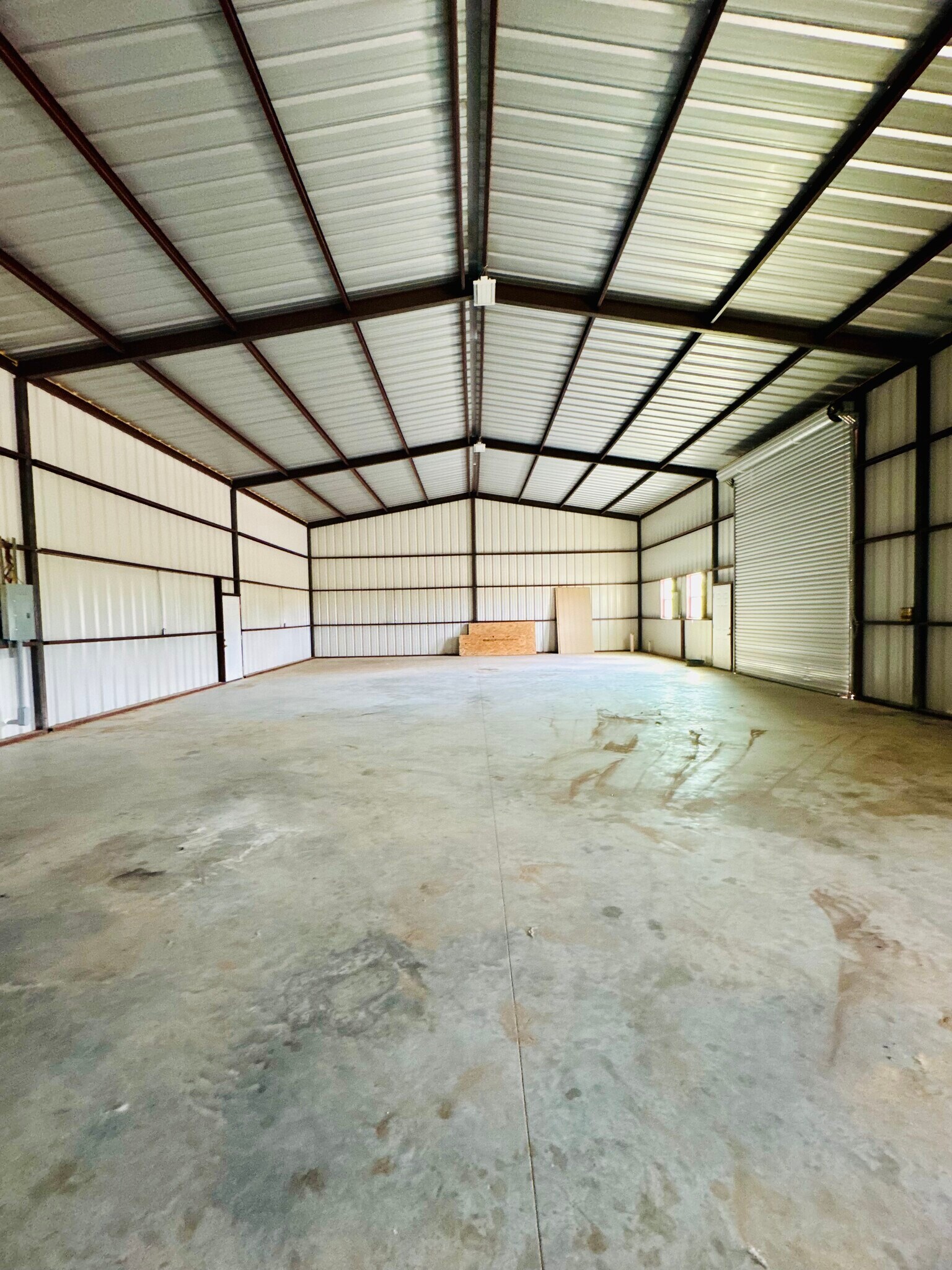 12500 US-183 Hwy, Luling, TX for Rent