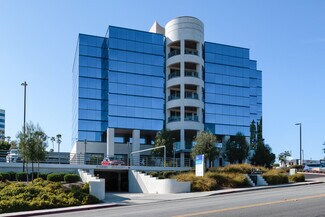 San Diego, CA undefined - 5880 Oberlin Dr