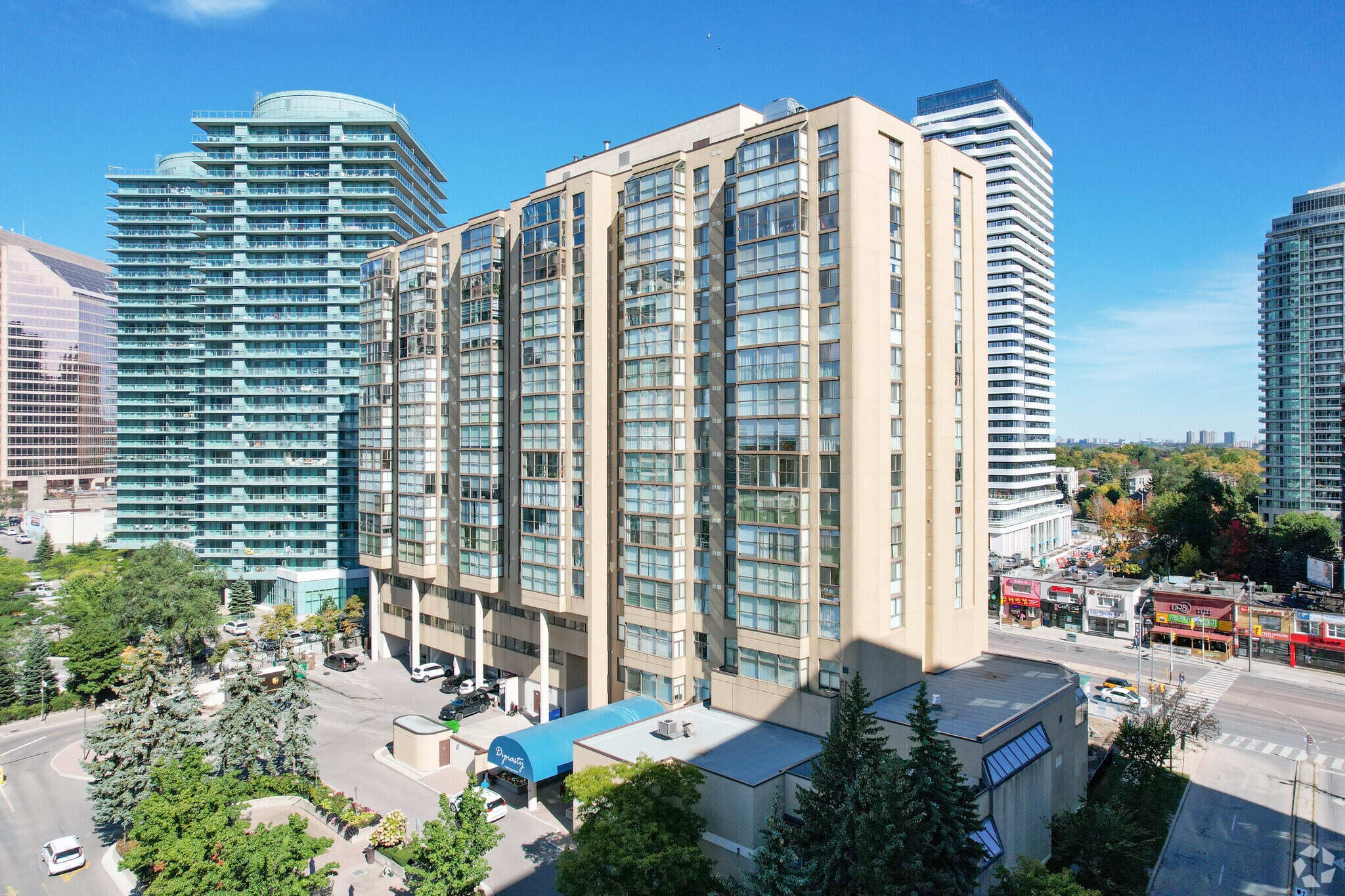 5460 Yonge St, Toronto, ON for Rent
