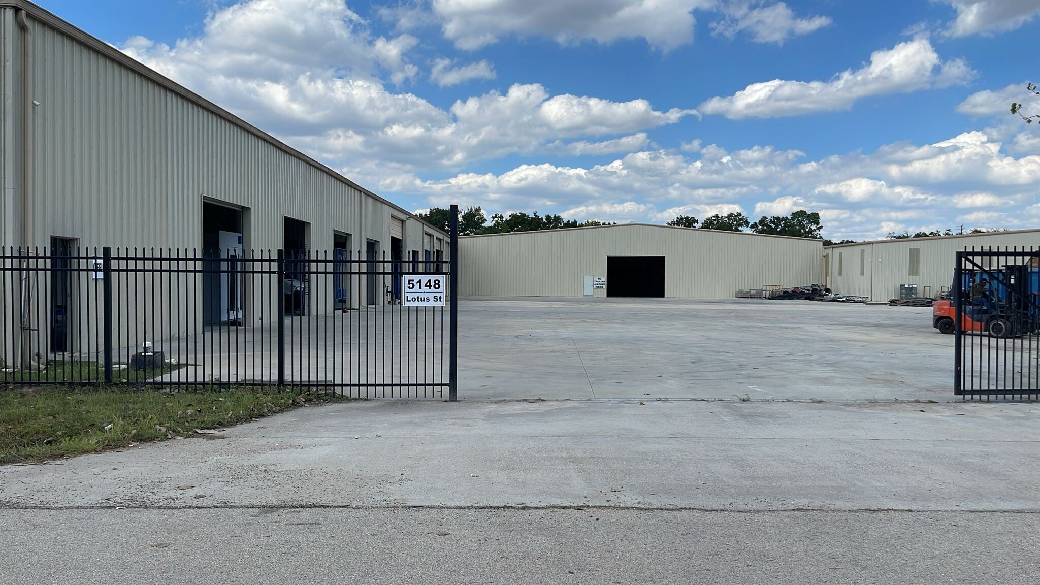 5148 Lotus St, Houston, TX for Rent