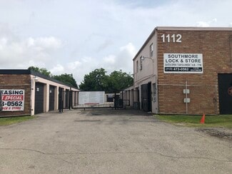 Pasadena, TX Flex - 1112 W Southmore Ave