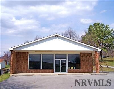 5728 McCoy Rd, Blacksburg, VA for Sale