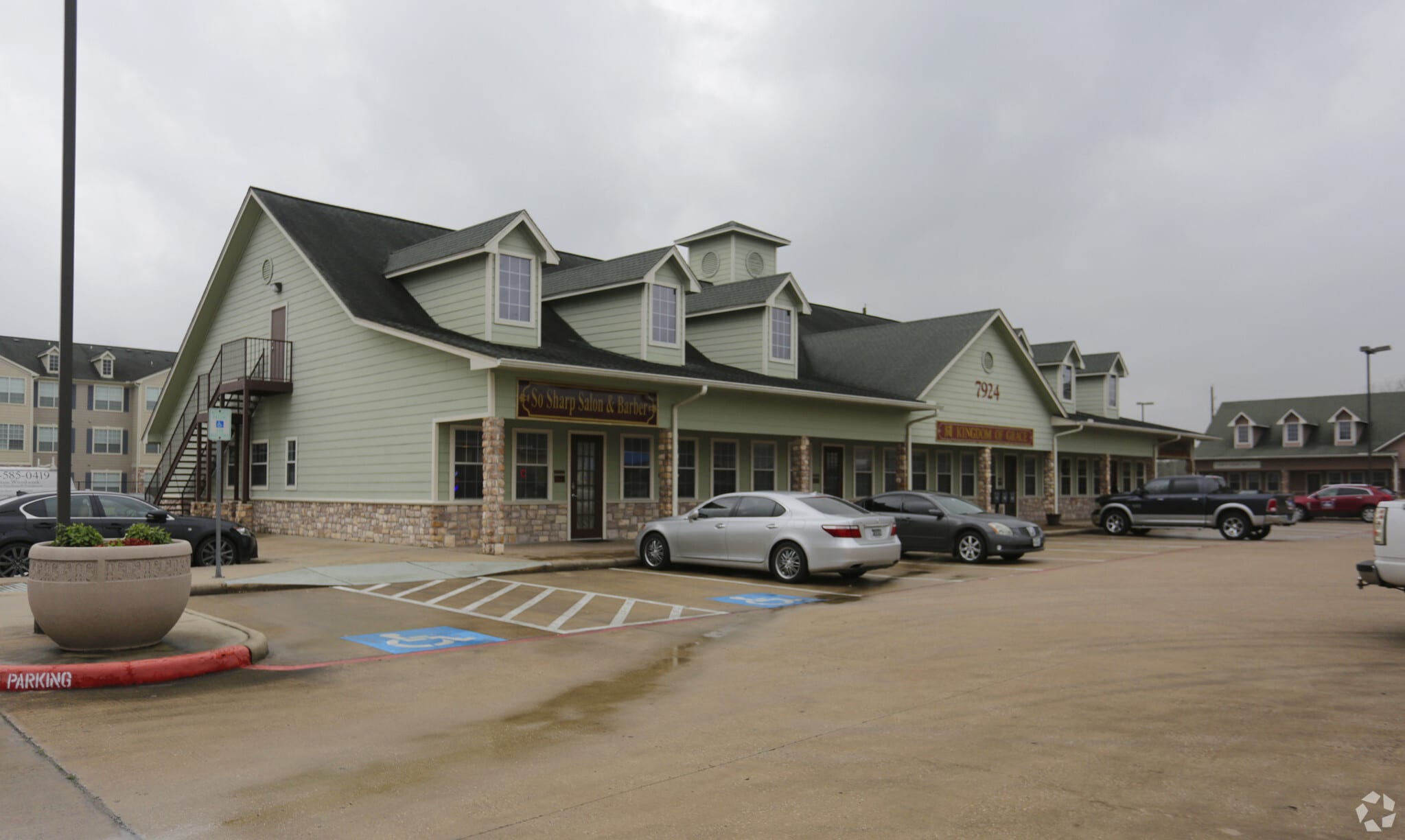 7924 Broadway St, Pearland, TX for Rent