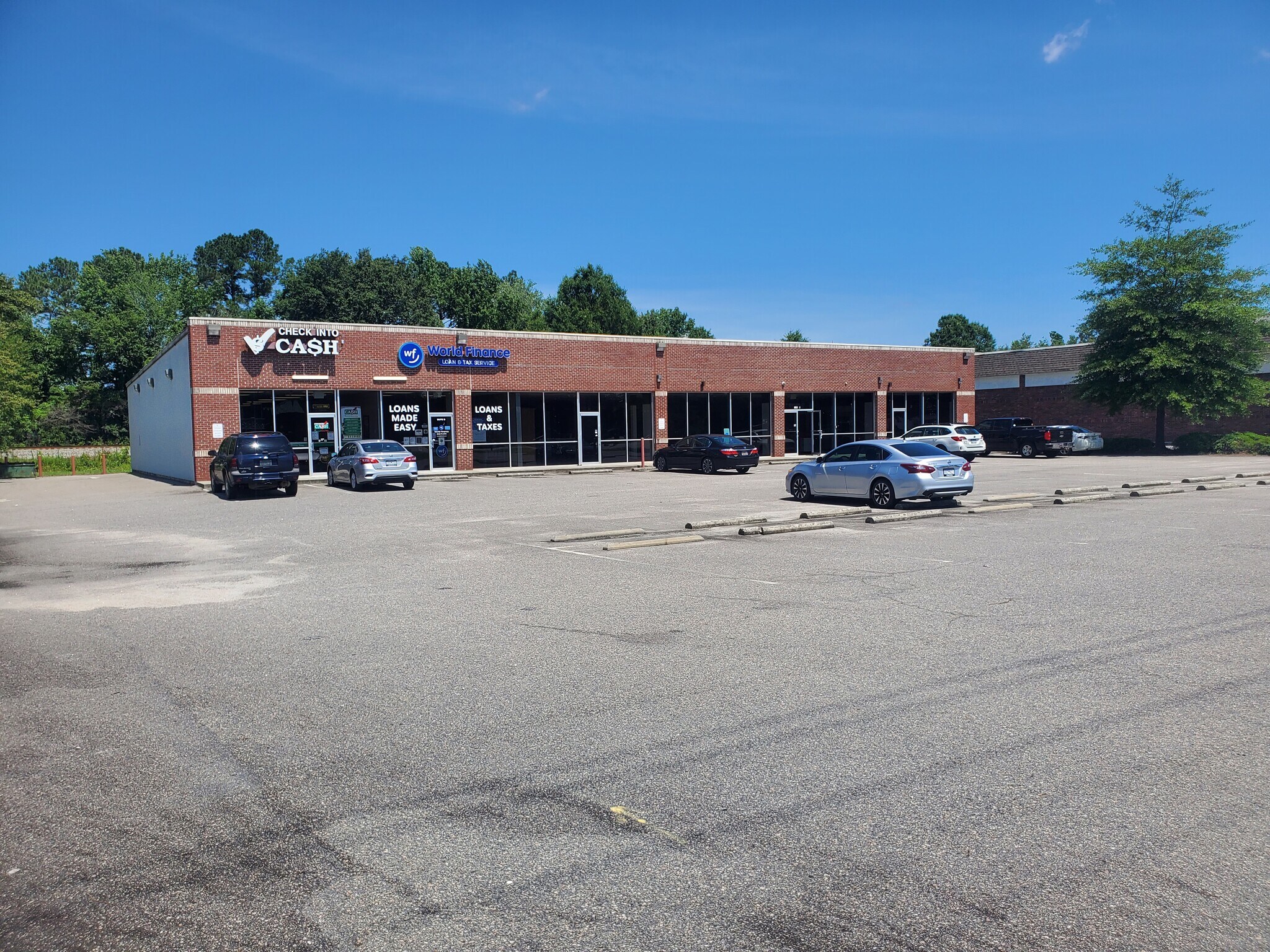 1205 Hwy 301 N Dillon, SC 29536 Shopping Center Property for Lease on