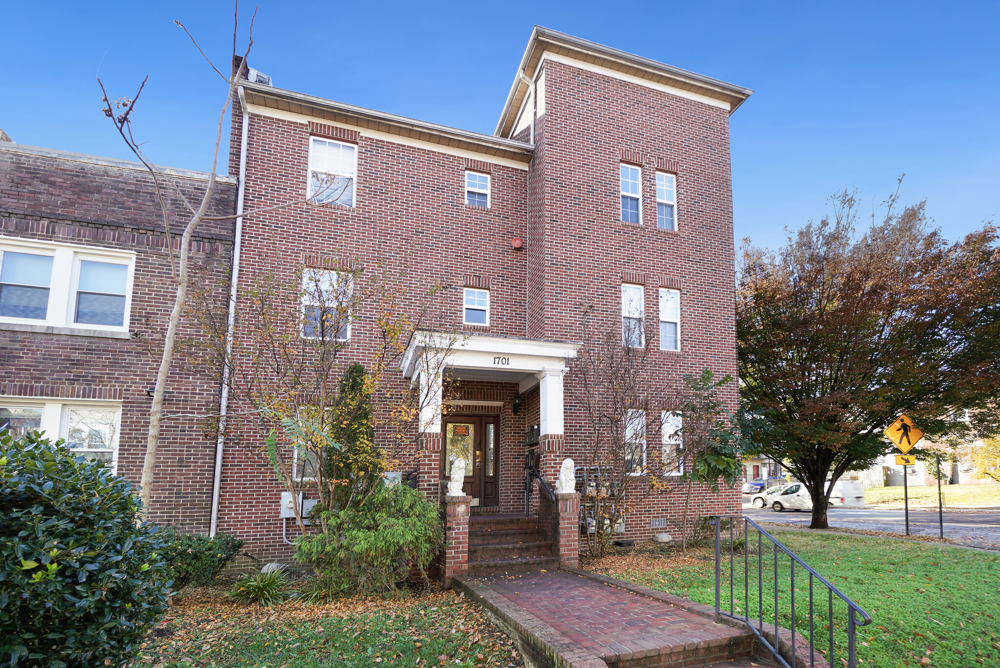 1701 E St NE, Washington, DC for Sale