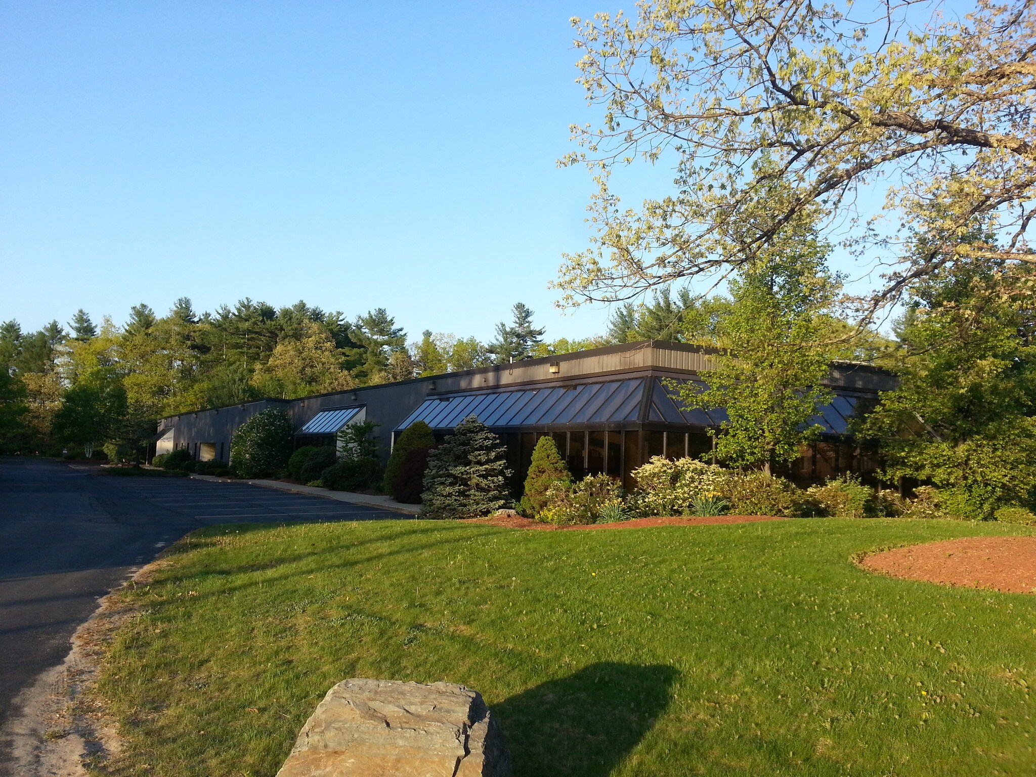 17 Clinton Dr, Hollis, NH for Rent