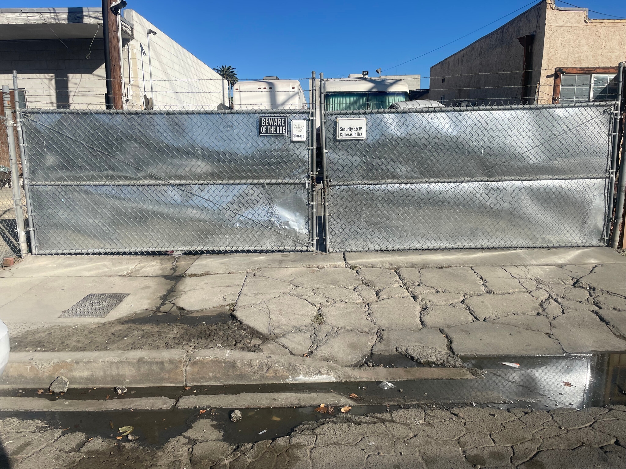 7012 Deering Ave, Canoga Park, CA for Sale