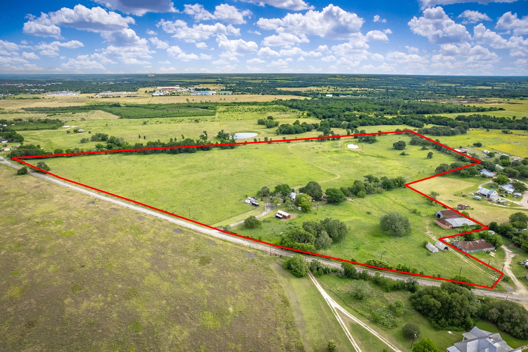 425 Seawillow Rd, Lockhart, TX for Sale