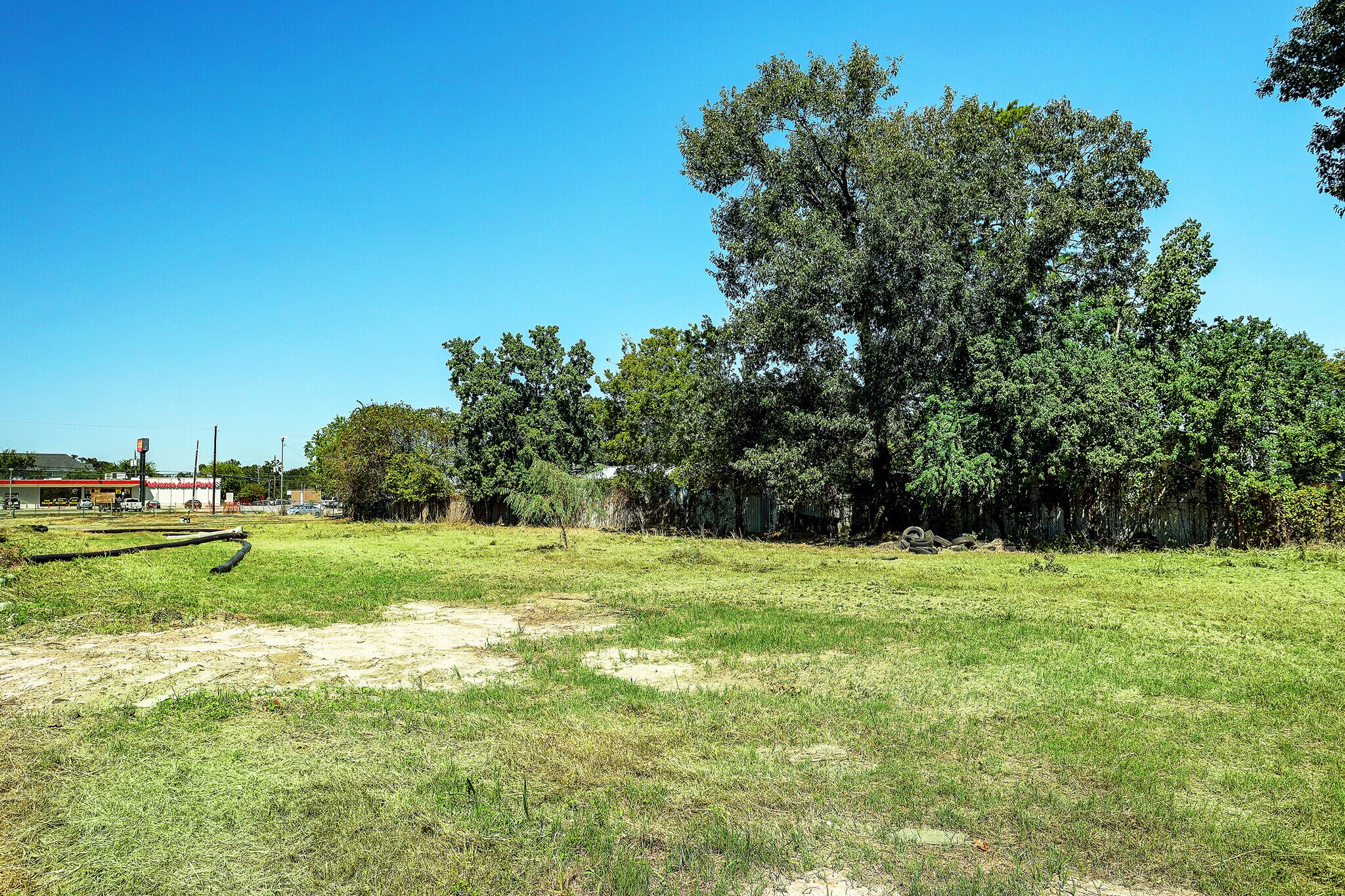 7709 Long Point Rd, Houston, TX for Sale