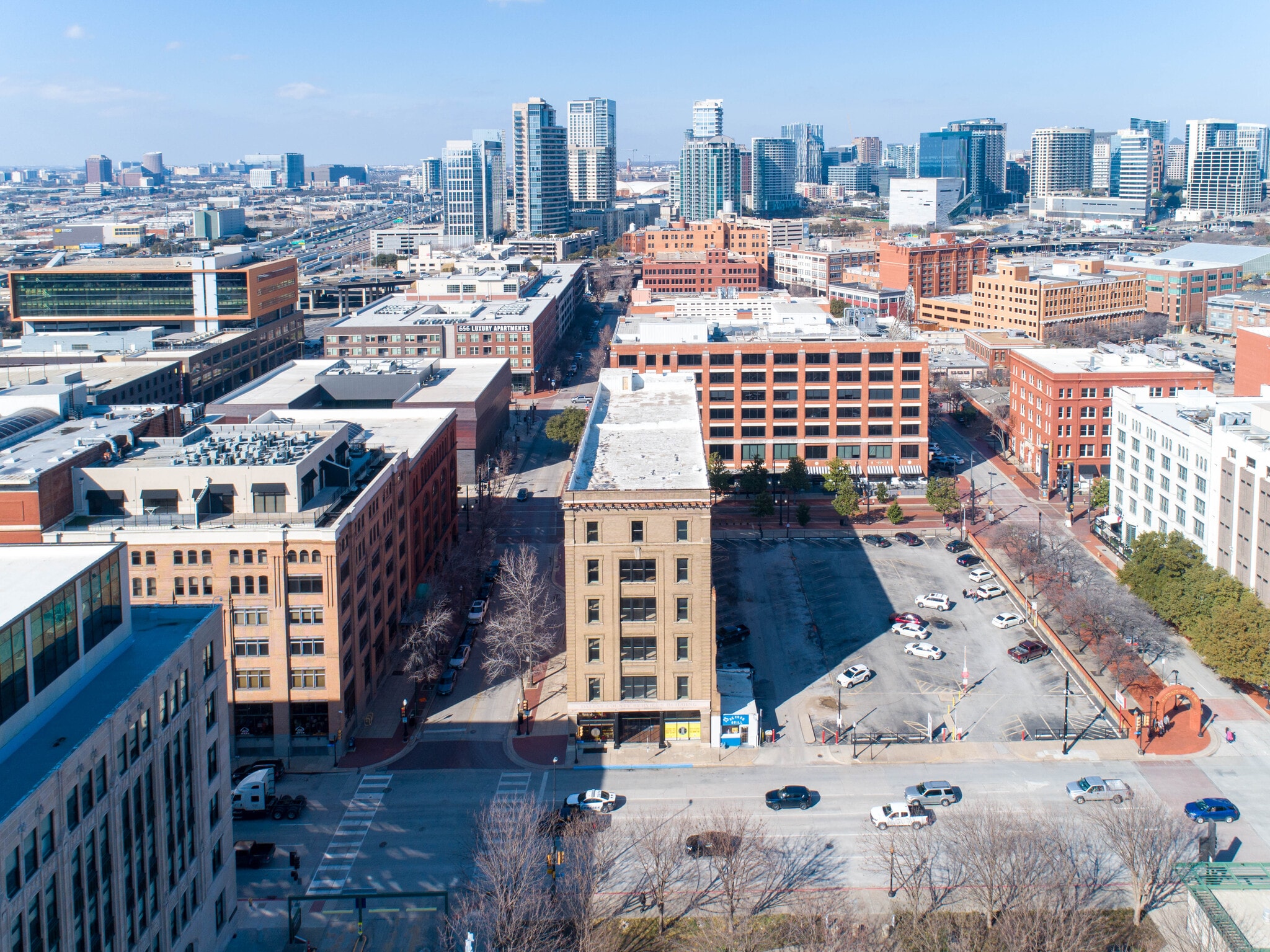 601 Elm St, Dallas, TX for Sale