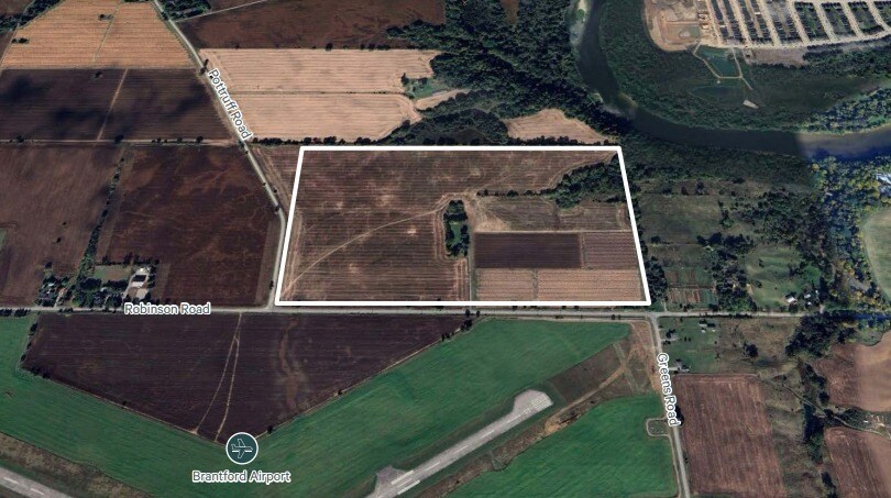 135 Robinson Rd, Brantford, ON for Sale