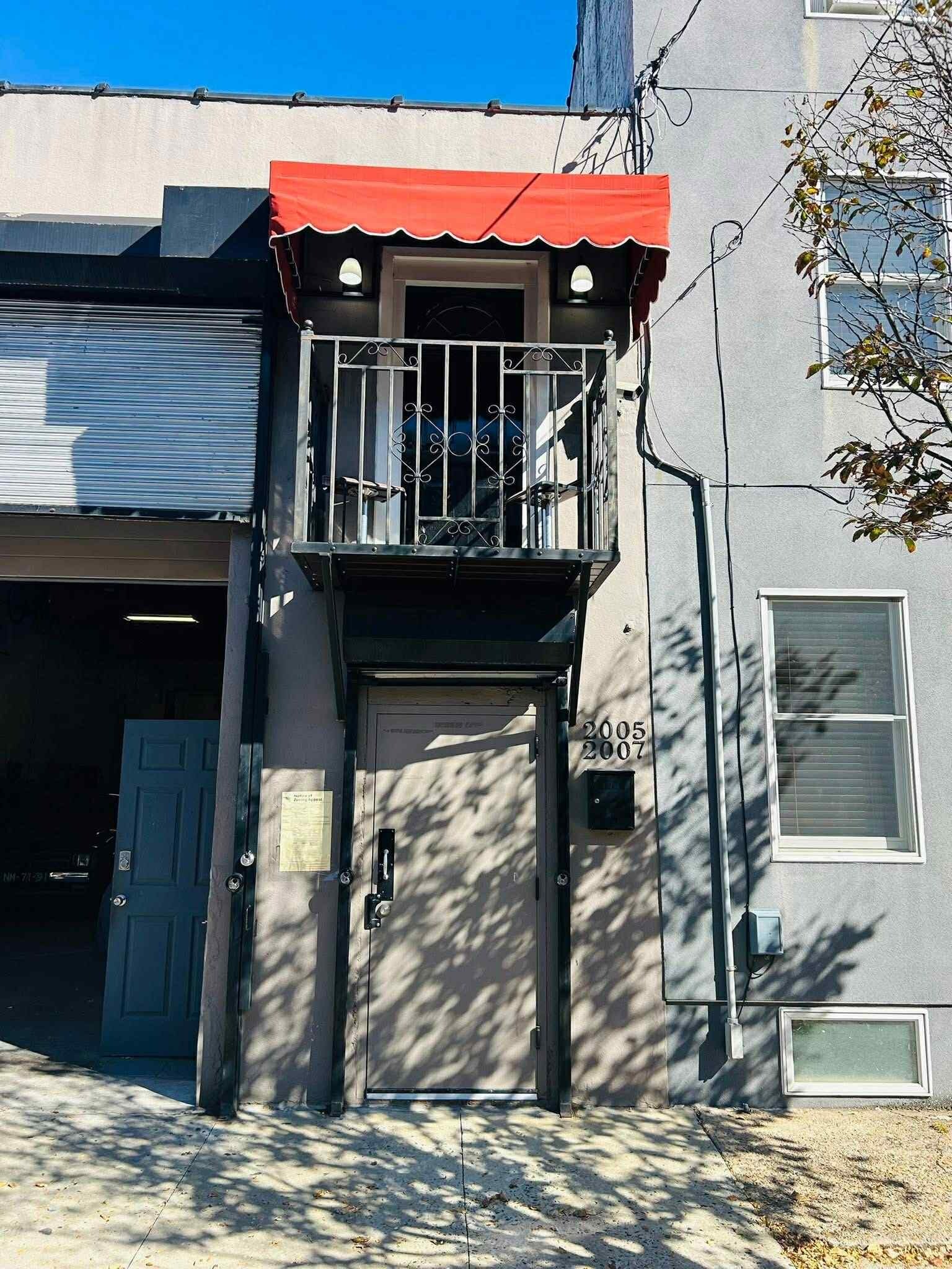 2005 2005-7 E Sergeant st, Philadelphia, PA for Sale