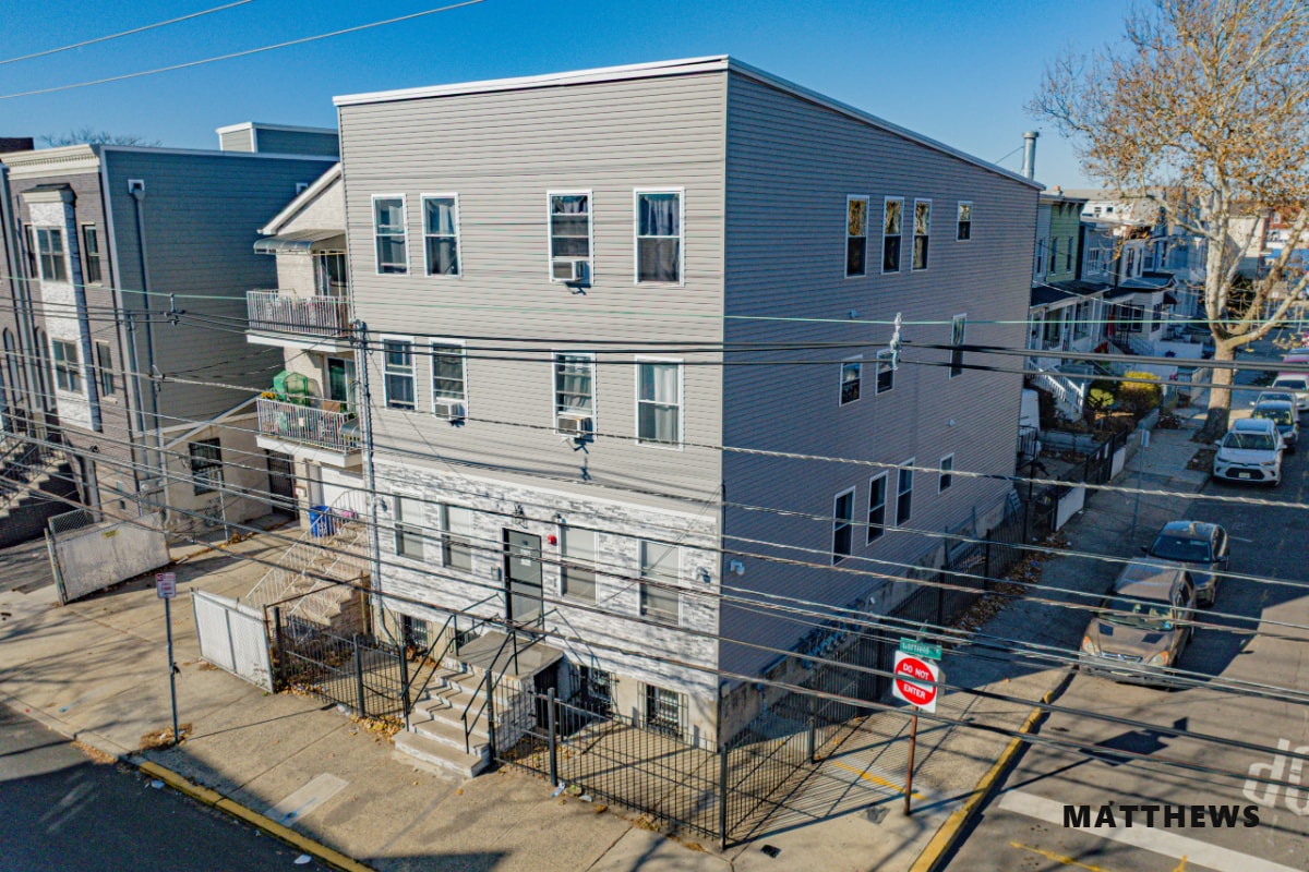 203 Garfield Ave, Jersey City, NJ for Sale