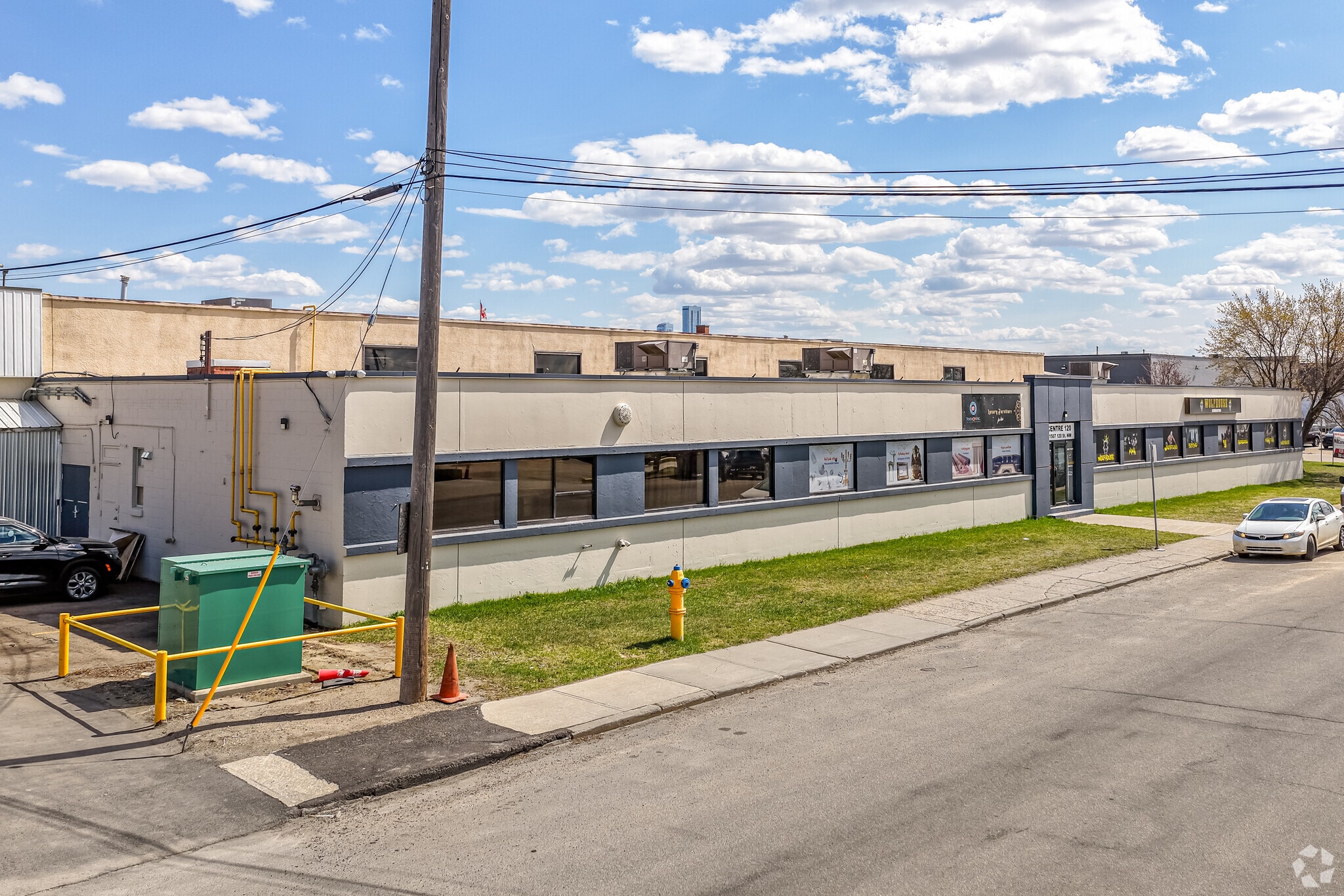 11926 115 Av NW, Edmonton, AB for Rent