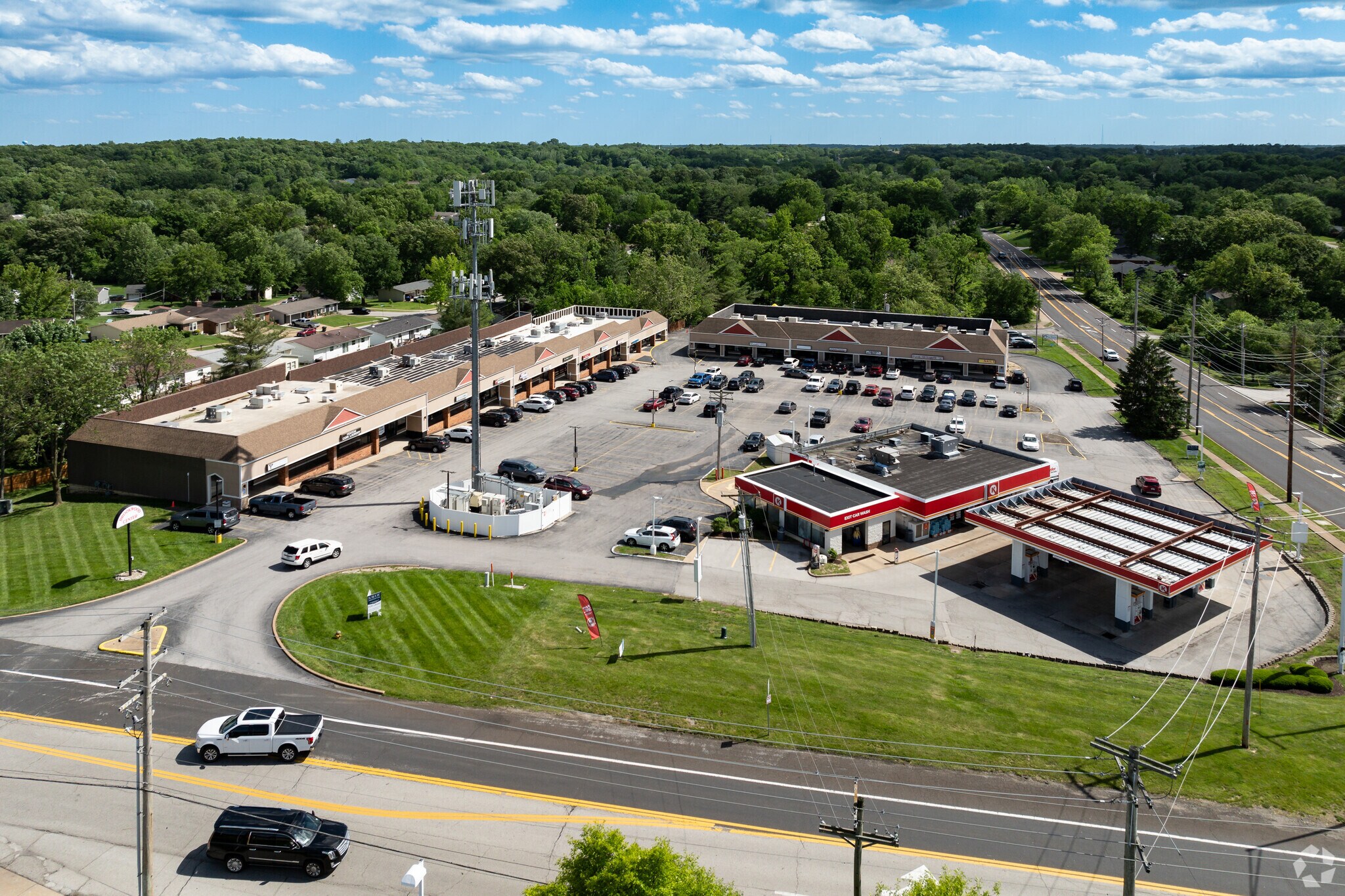 910-960 Brookwood Centre, Fenton, MO for Rent