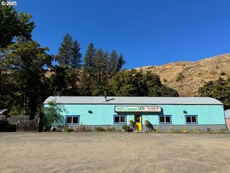 Halfway, OR Restaurant - 53943 Highway 86