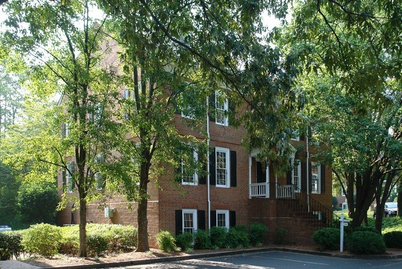 8325 Dunwoody Pl, Atlanta, GA for Rent