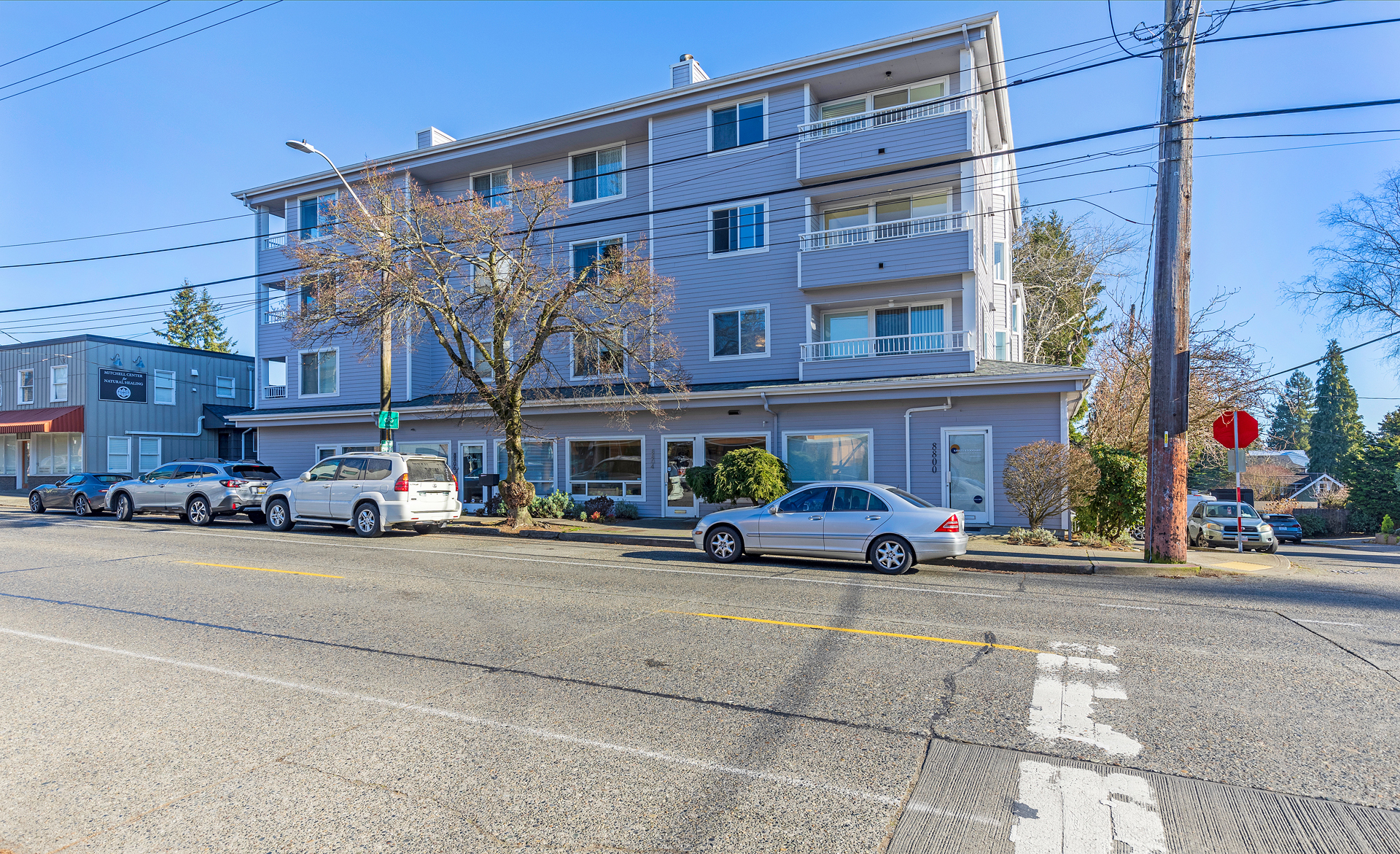 8804 Roosevelt Way NE, Seattle, WA for Sale