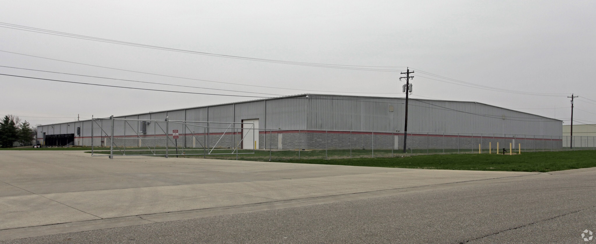 200 Northpointe Dr, Fairfield, OH for Sale