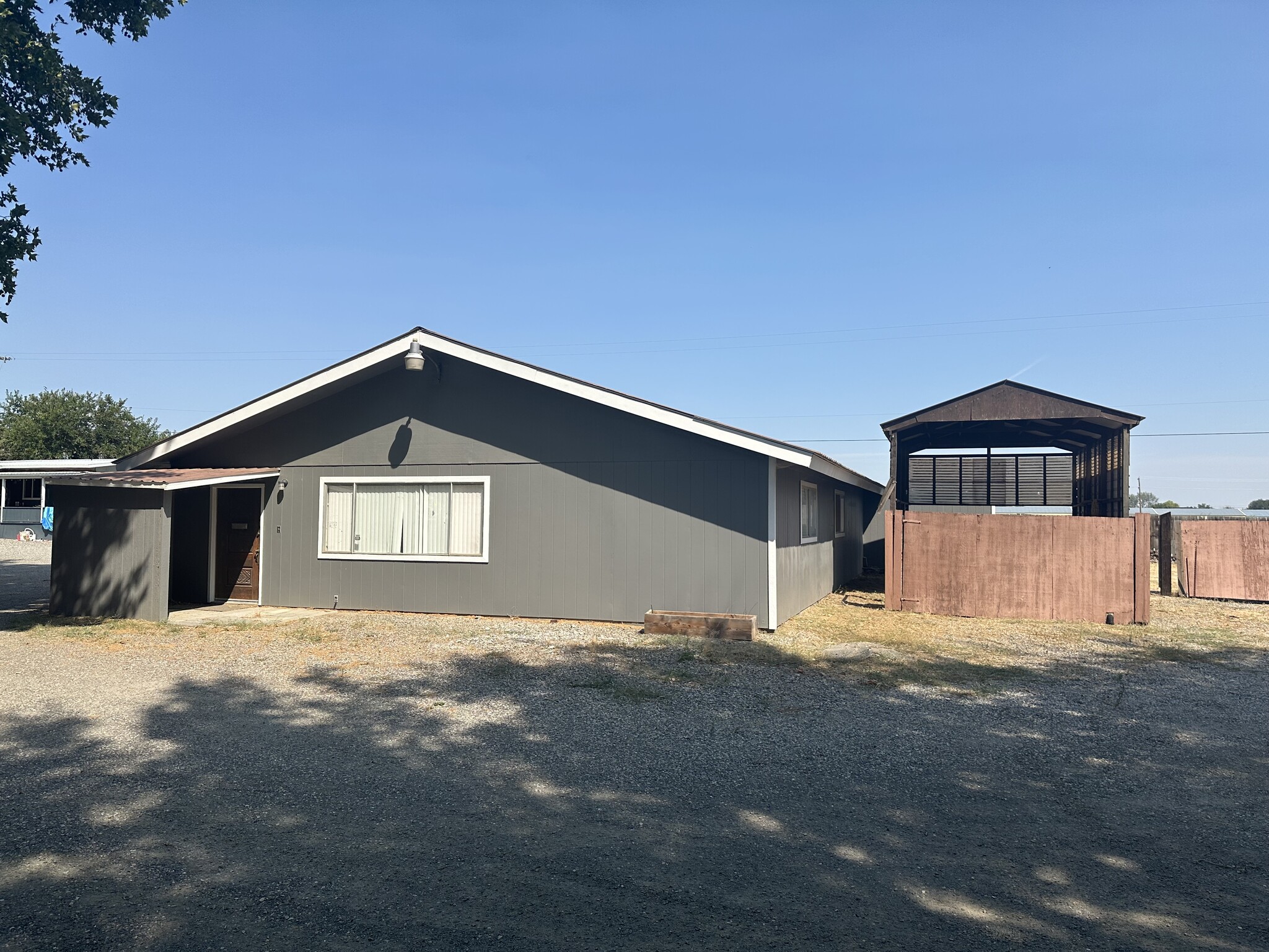 24524 S Oak St, Kennewick, WA for Rent