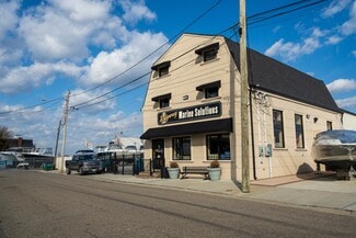 Babylon, NY Marinas - 13-19 Post Pl