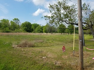 Highlands, TX Commercial - 312 Battlebell Rd