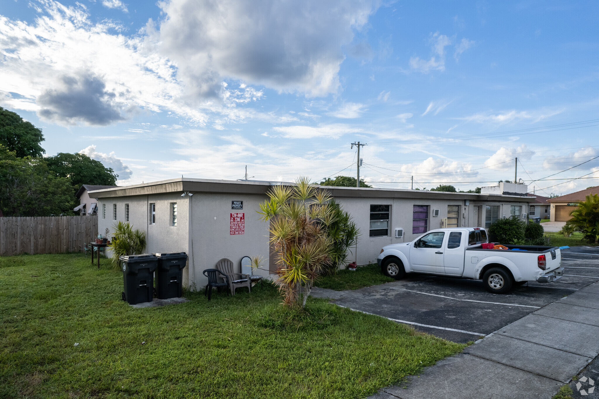 4400 SW 23rd St, West Park, FL for Sale