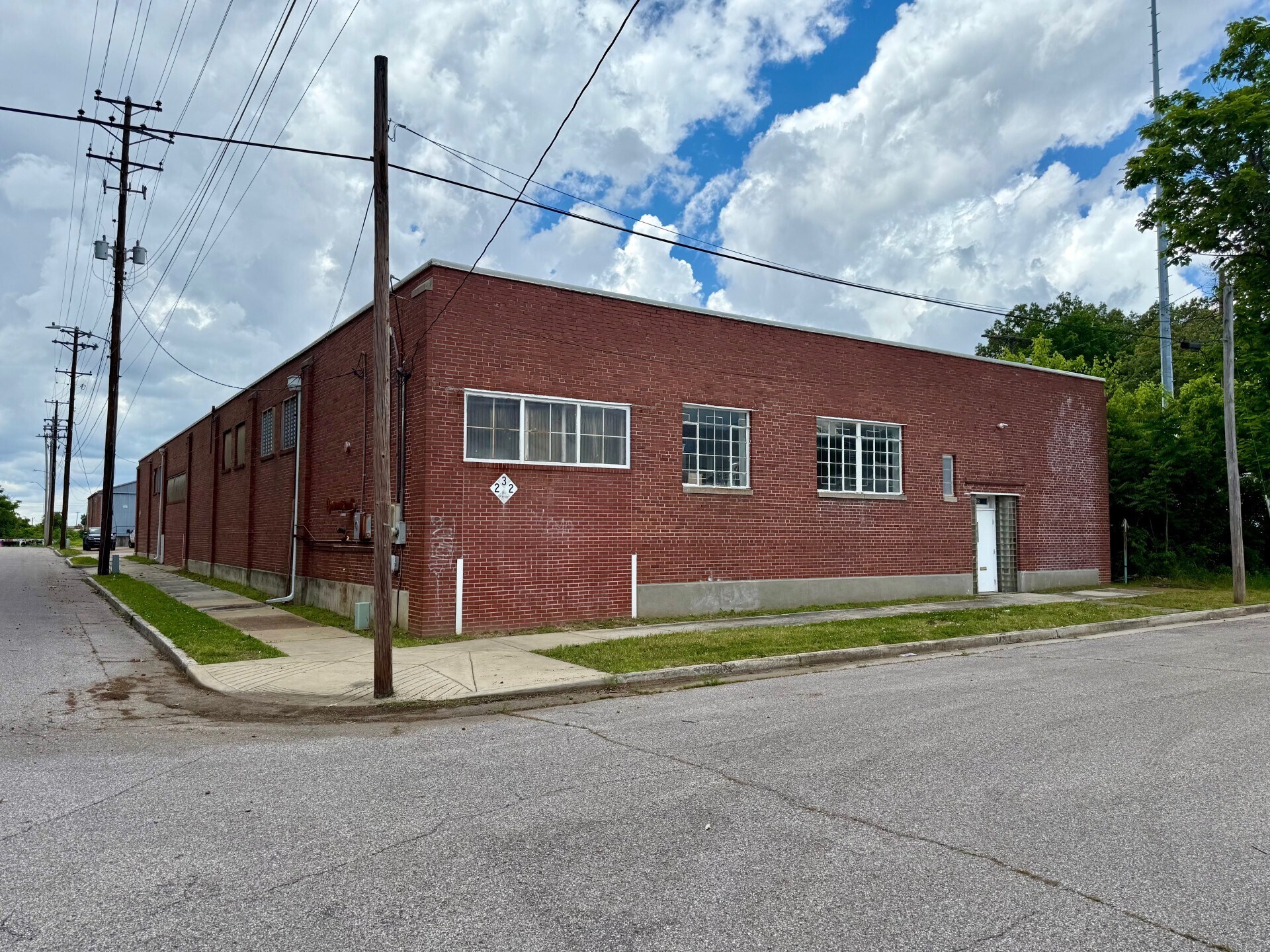 825 Rozelle St, Memphis, TN for Sale
