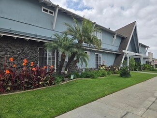 Downey, CA Apartments - 11560 Paramount Blvd
