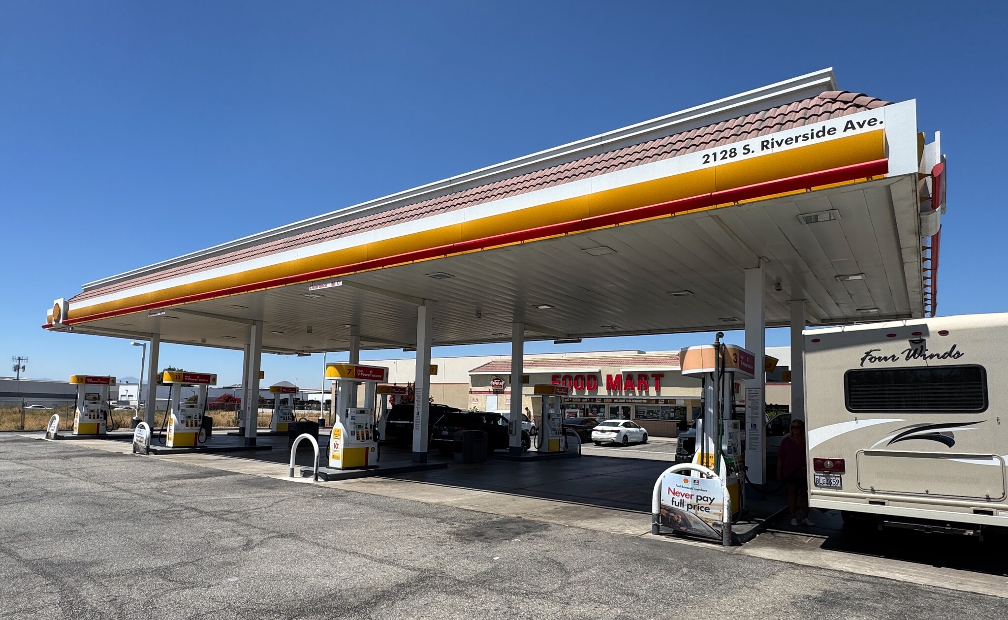 2128 S Riverside Ave, Bloomington, CA for Sale