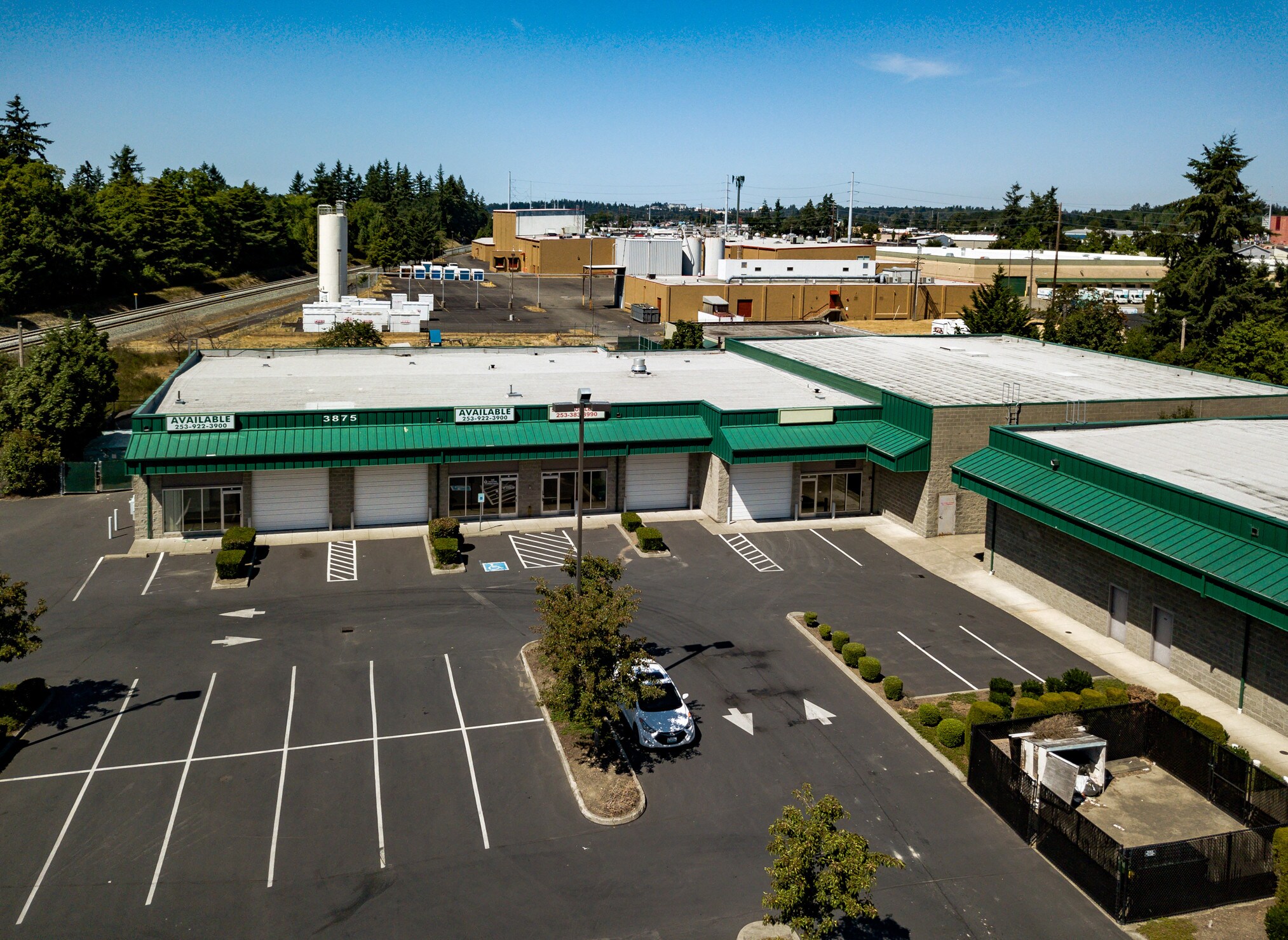 39013913 Steilacoom Blvd SW WA 98499 Shopping Center