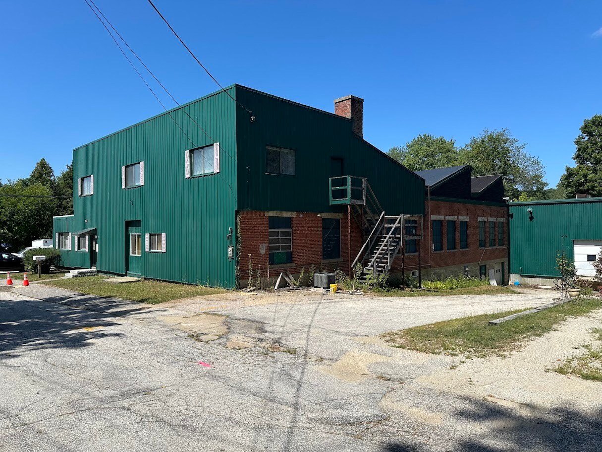 10 Bartlett St, Allenstown, NH for Rent
