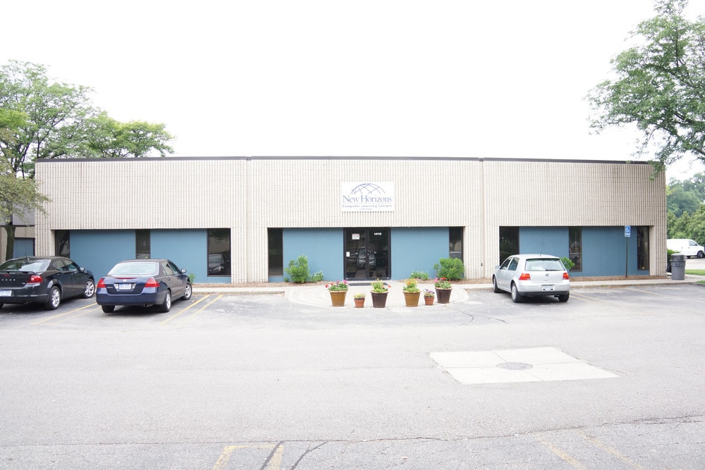 14115 Farmington Rd, Livonia, MI for Rent