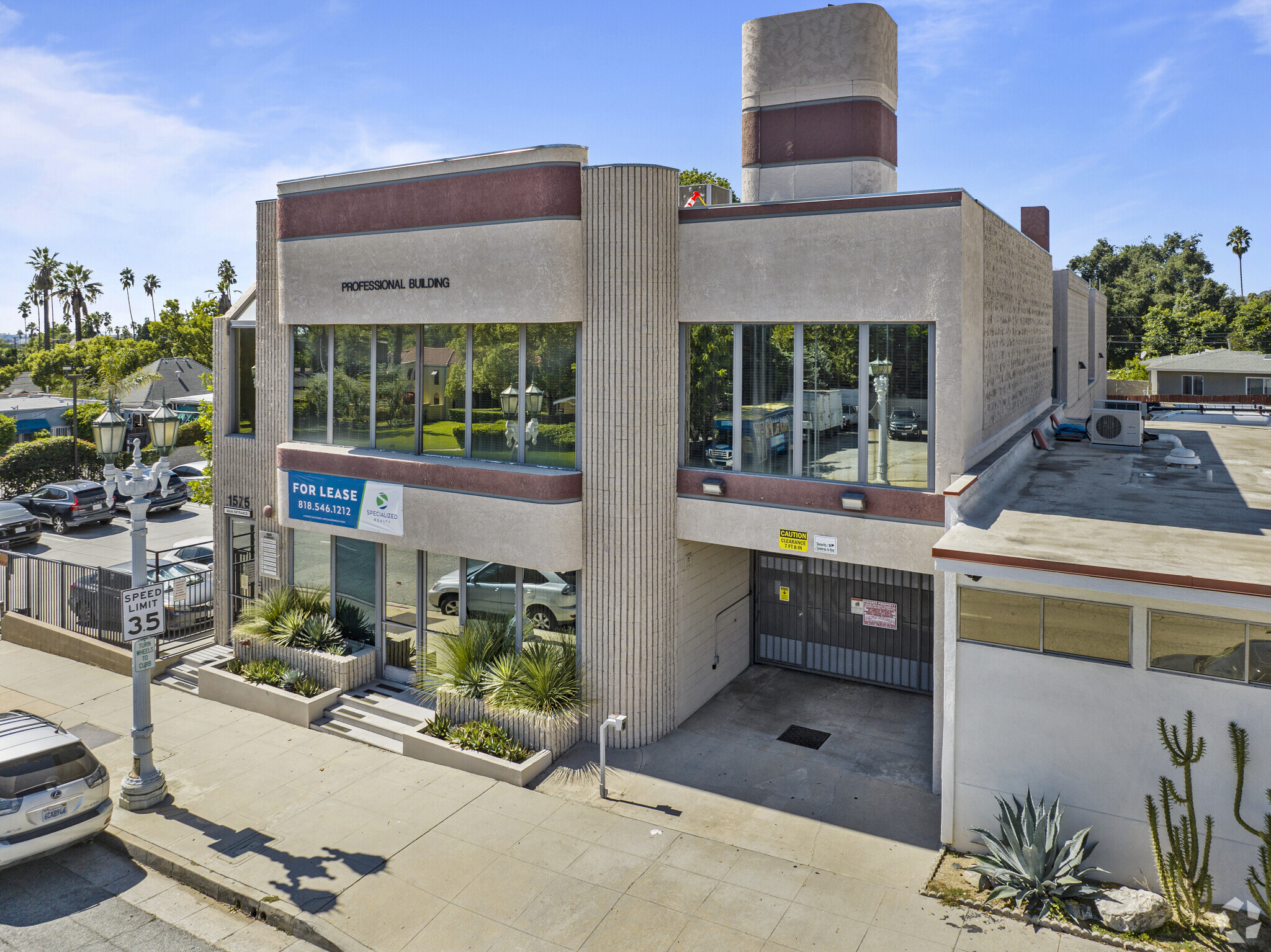 1575 N Lake Ave, Pasadena, CA for Rent