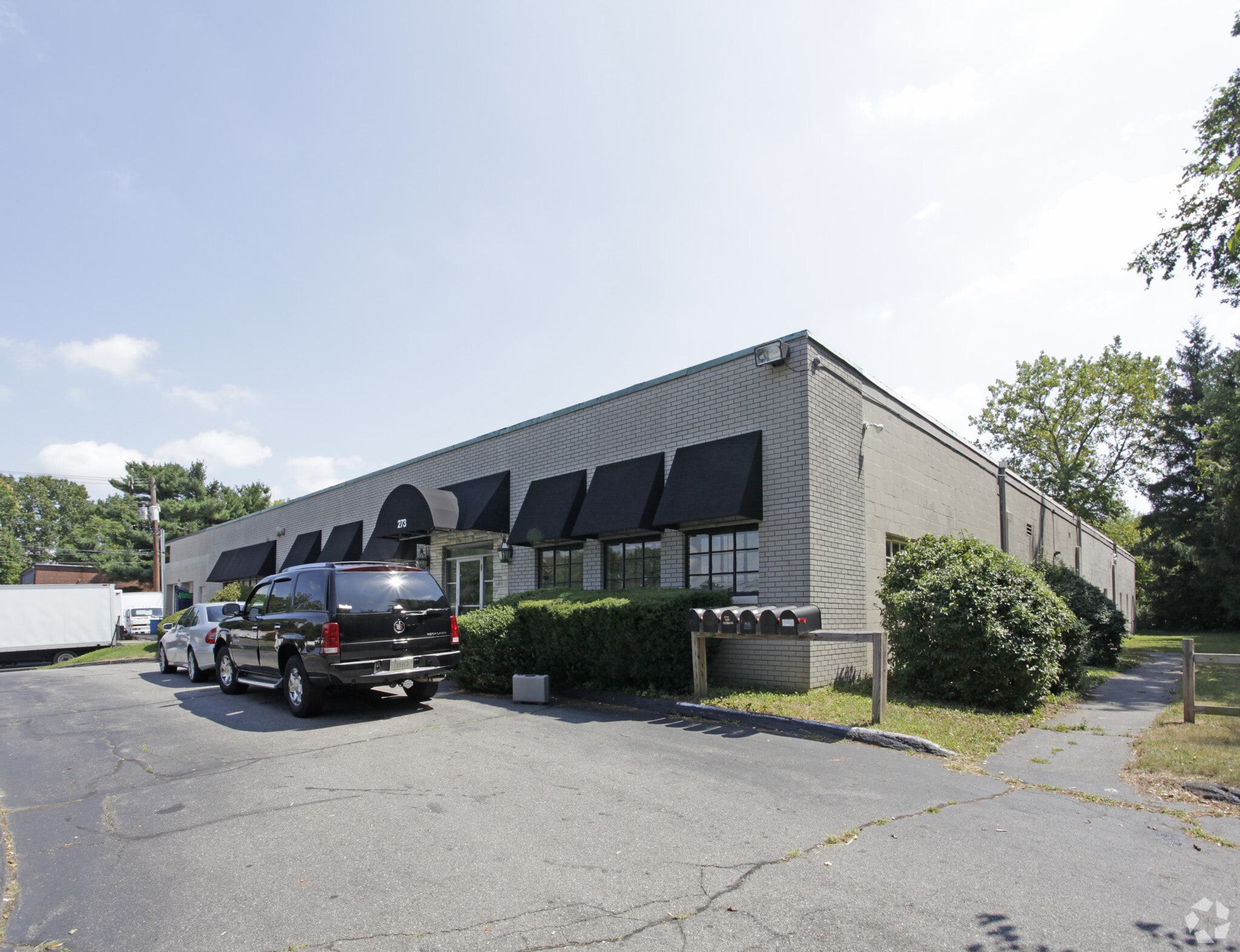 273 Indian River Rd, Orange, CT for Rent
