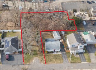 16 Howland Pl  