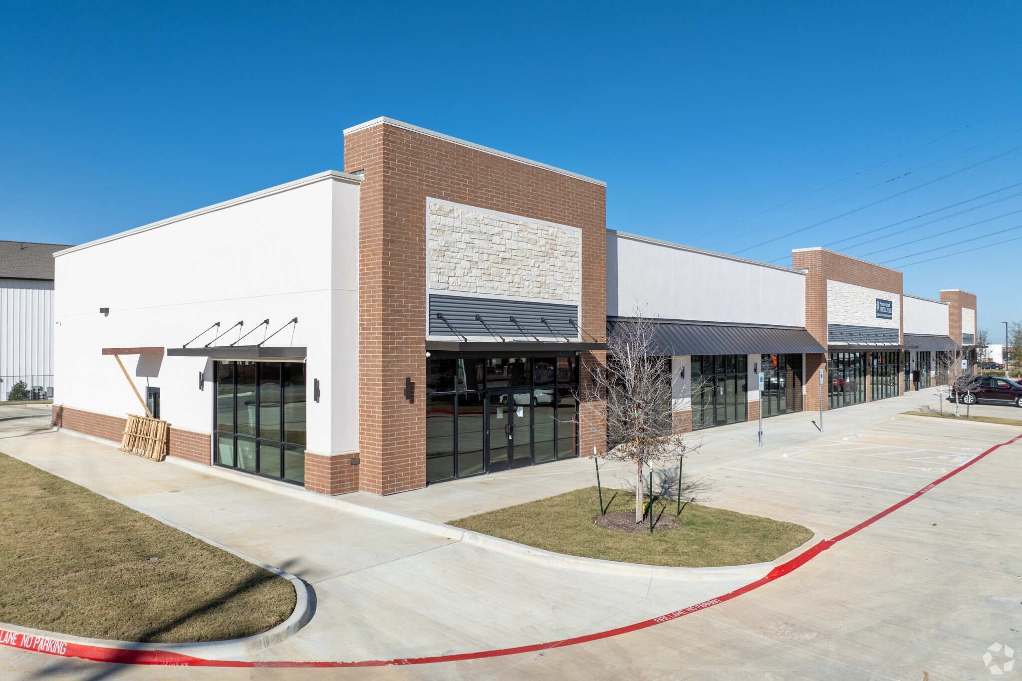 Debbie Lane & Webb Ferrell Rd, Arlington, TX for Rent