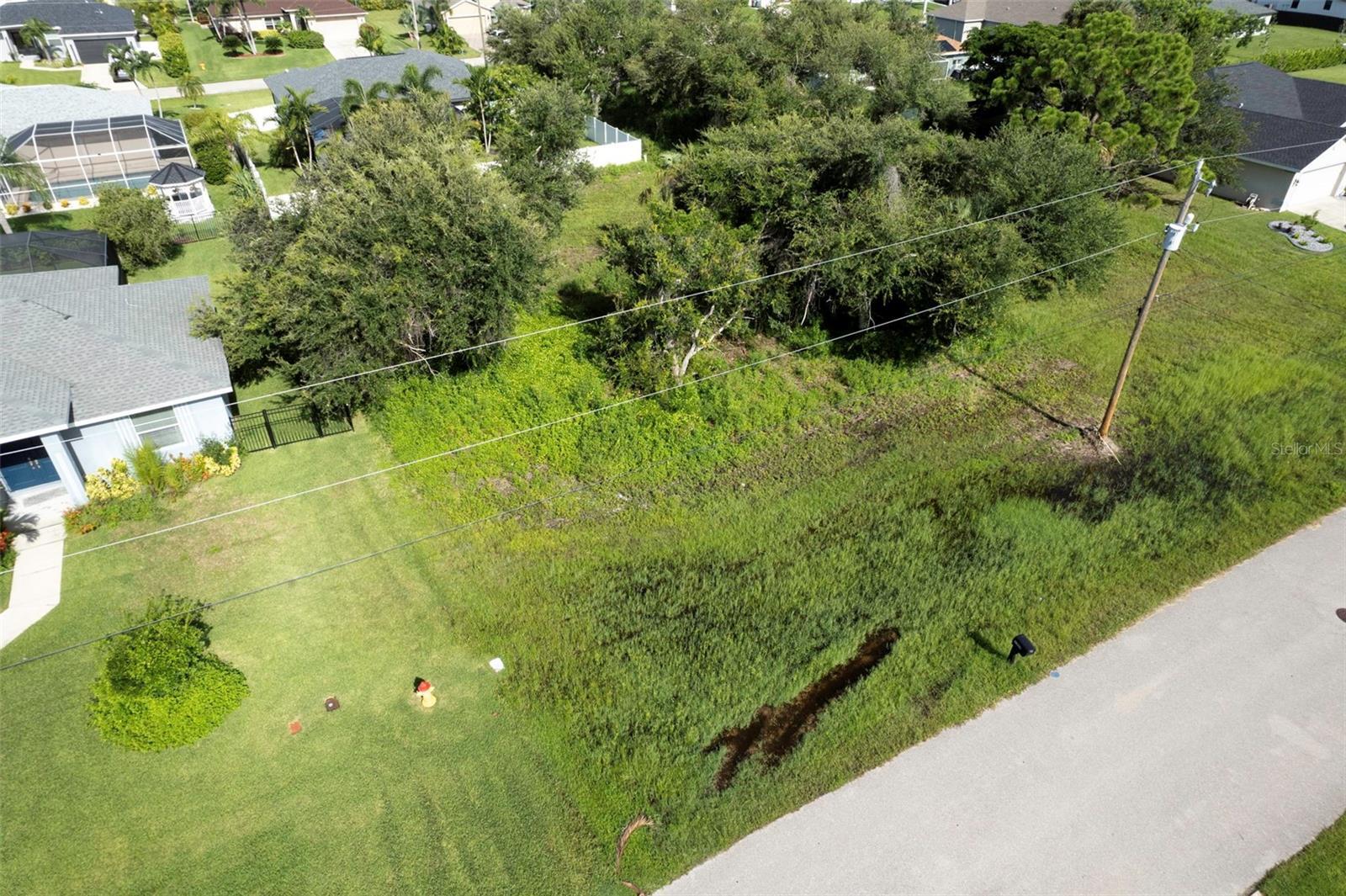 1502 SW 19th Pl, Cape Coral, FL for Sale