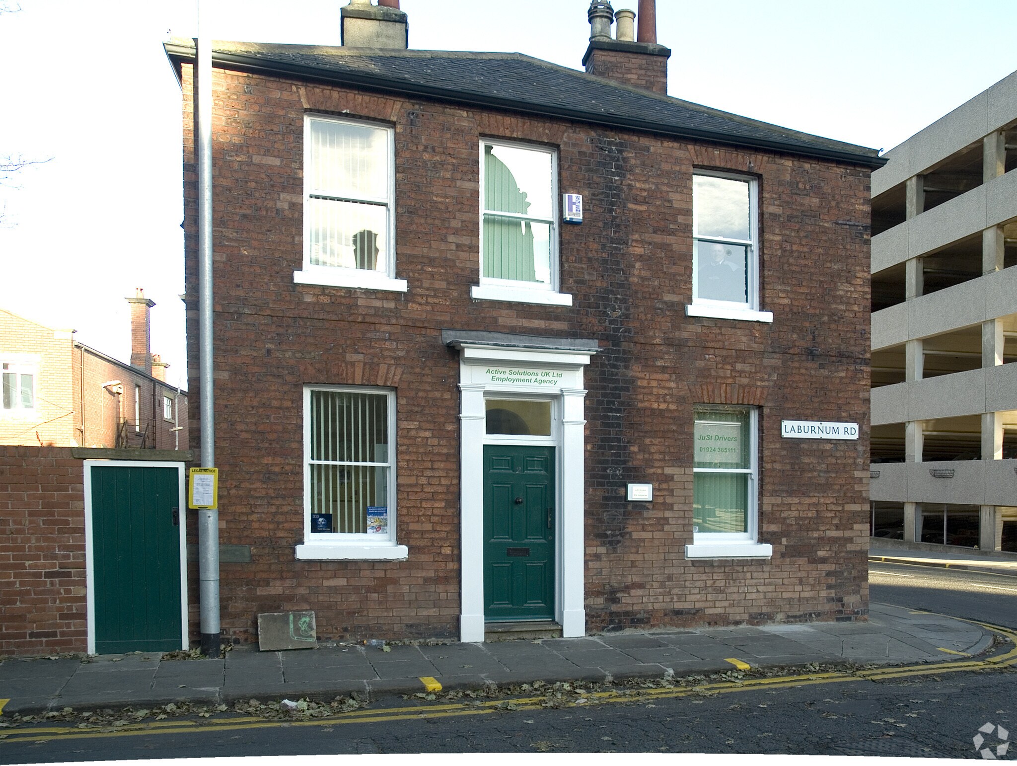 2 Laburnum Rd, Wakefield, WYK for Rent